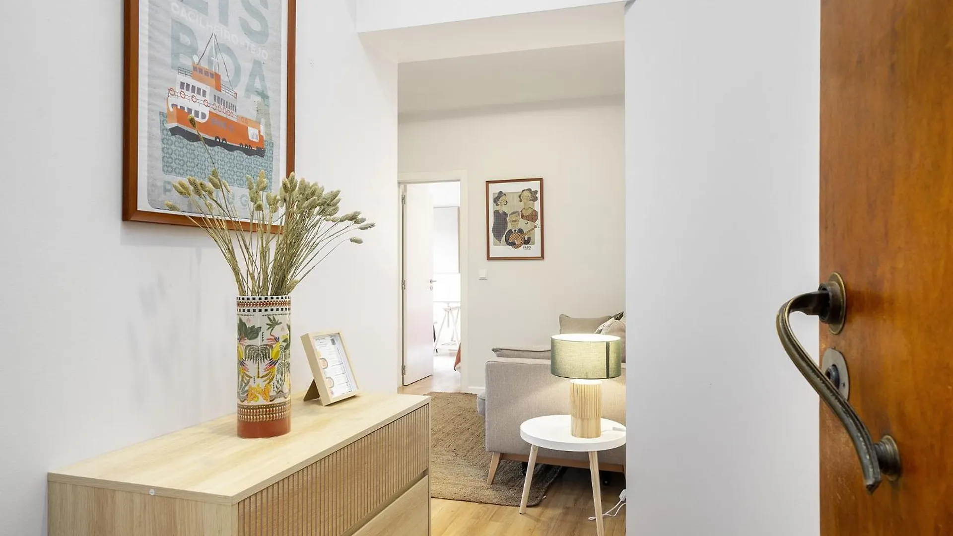 Cozy Apartment In Lisbon By Soulplaces